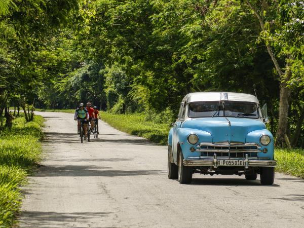 Cuba road cycling tour