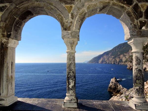 Cinque Terre walking holiday, Italy