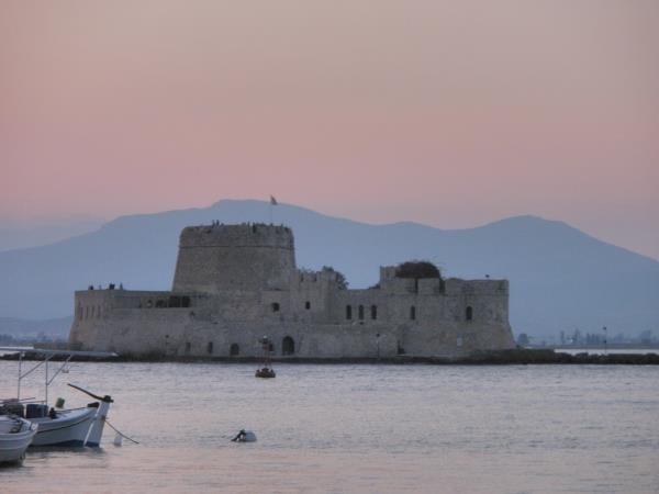 Greece in 7 days archaeology tours