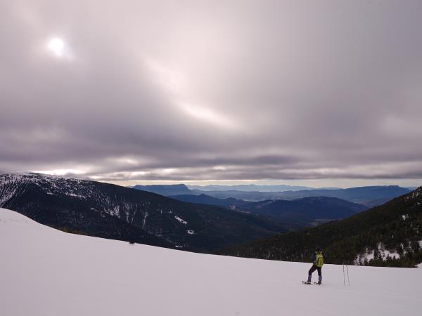 Guided snowshoeing holiday in the Pyrenees