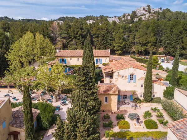 Alpilles cycling holiday in Provence