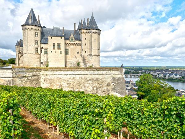 Loire Valley luxury cycling holiday