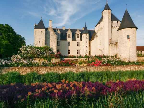 Loire Valley luxury cycling holiday