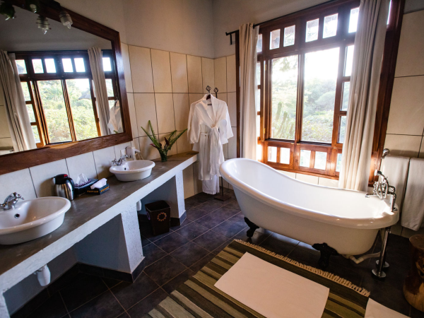 Honeymoon in Tanzania, safari and beach