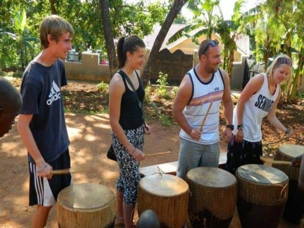 Uganda family holiday, wildlife and culture