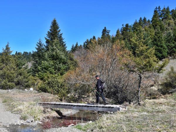 Peloponnese walking tour in Greece