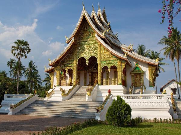 Laos tour, history and ancient culture