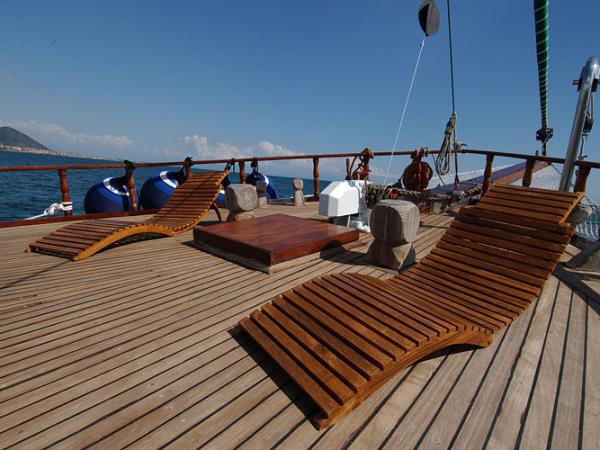 Amalfi Coast gulet cruise in Italy
