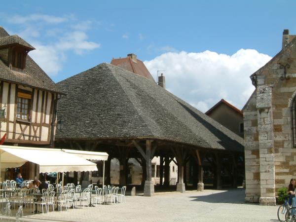 Burgundy self guided cycling tours, France