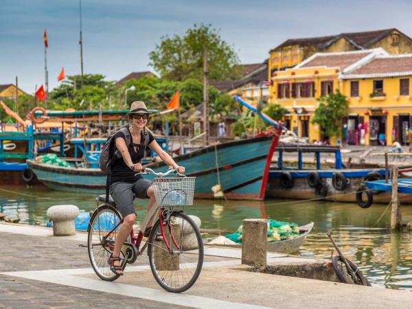 Vietnam adventure holiday, Pho, Fun & Sun