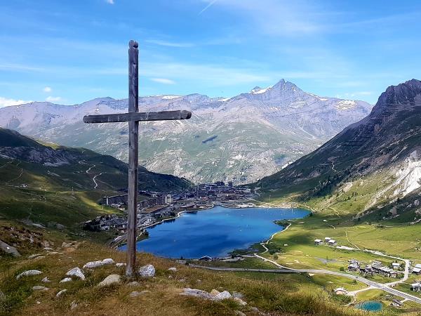 Alpine GR5 guided walking holiday in France