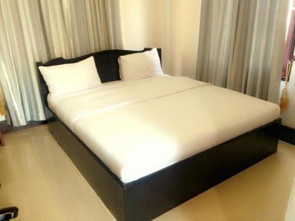 Laos cycling tour, Vientiane to Luang Prabang