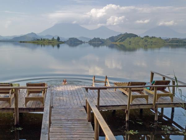 Lake Mutanda gorilla safari in Uganda
