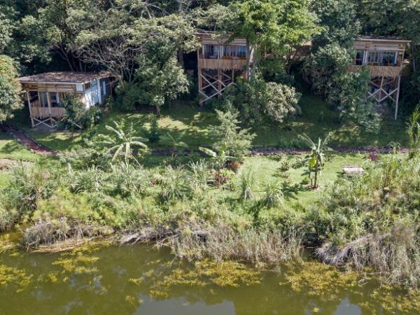 Lake Mutanda gorilla safari in Uganda
