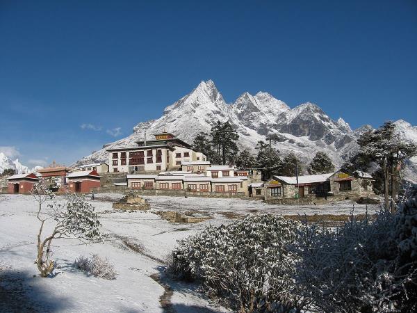 Everest Mani Rimdu Festival trek, Nepal