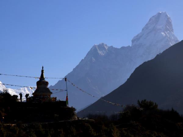 Everest Mani Rimdu Festival trek, Nepal