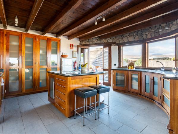 Lanzarote luxury farmhouse accommodation, Canary Islands