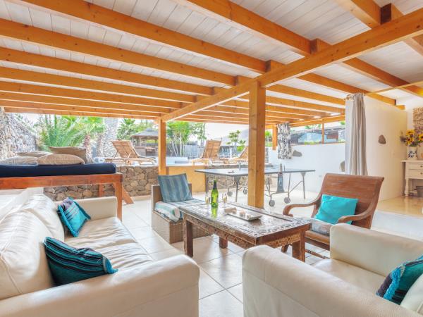 Lanzarote luxury farmhouse accommodation, Canary Islands