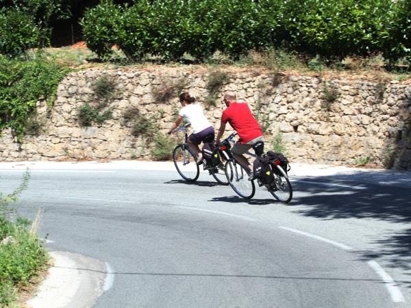 Cotes du Ventoux short break cycling holiday