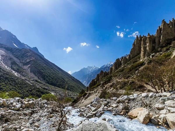 Northern India tour, foothills of the Himalaya