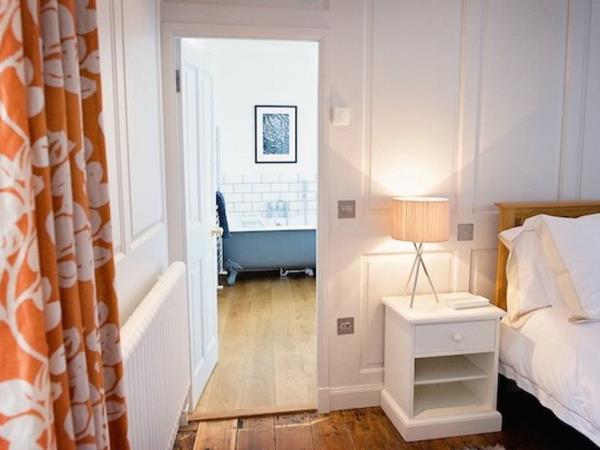 Orkney Art & photography retreat, women only