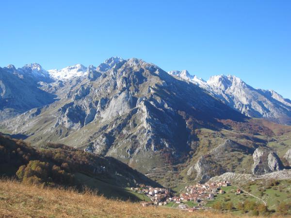 Walking in the Picos de Europa holiday