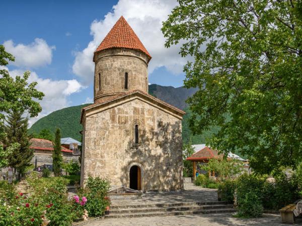 Azerbaijan Caucasus Walking holiday
