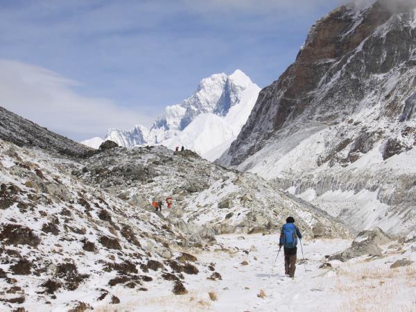 Great Himalaya Trail trek across Nepal