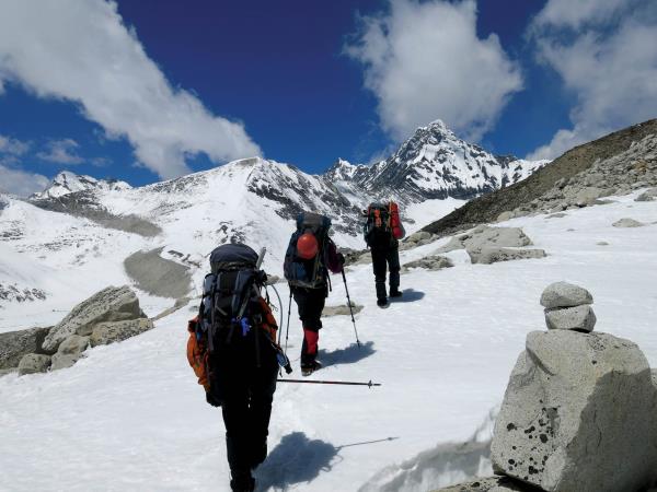 Great Himalaya Trail trek across Nepal