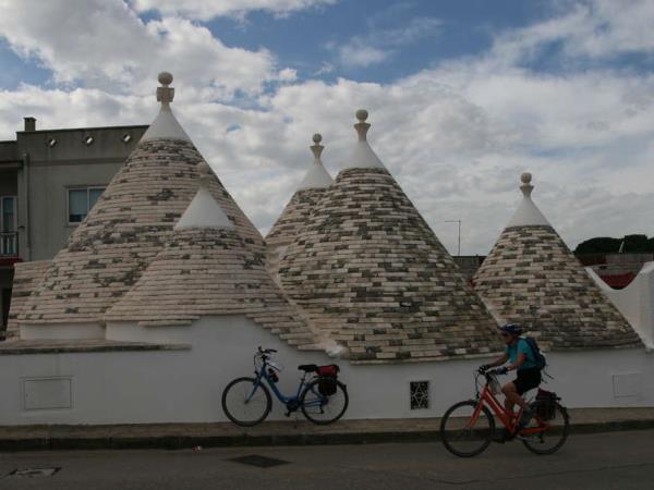 Puglia cycling holiday in Italy