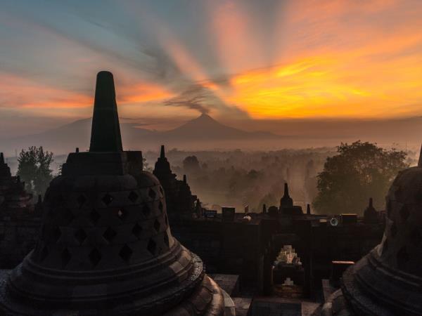 Indonesia tour, 16 days