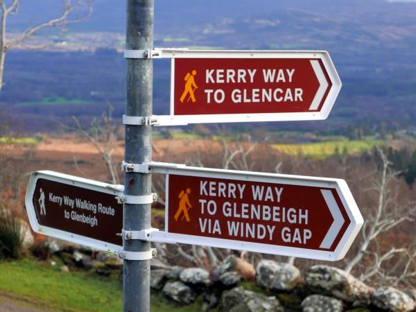 Kerry Way walking holidays, Killarney to Cahersiveen