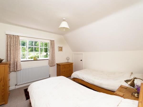 South Downs 2 bedroom cottage, England