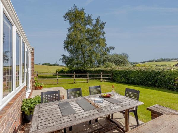 South Downs self catering rural cottage, England