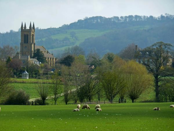 Cotswolds walking holiday in England