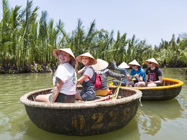 Intro to Vietnam holiday