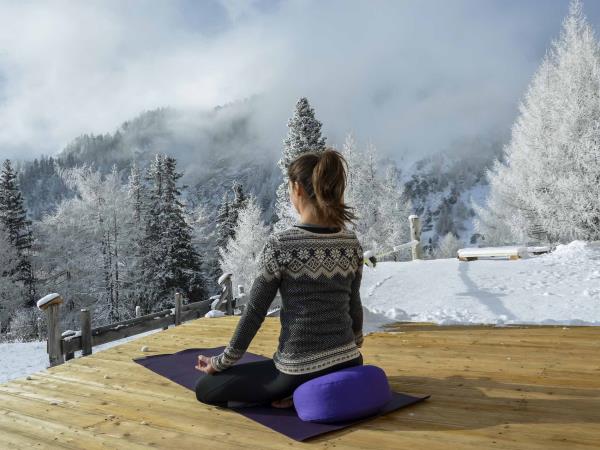 Snowboard and yoga holiday in Austria