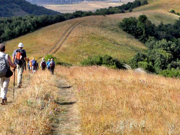 Armenia walking tour, one foot in Armenia