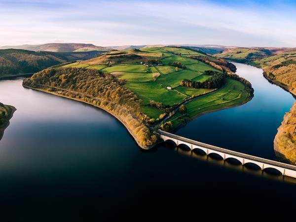 Peak District cycling holiday