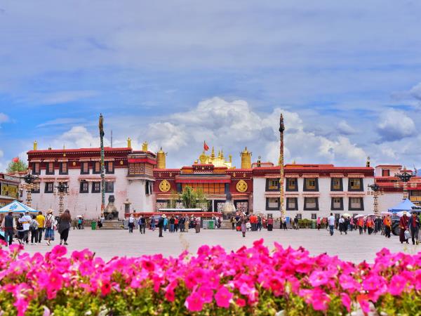 Sichuan to Tibet overland tour