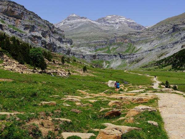 Spanish Pyrenees guided walking holiday