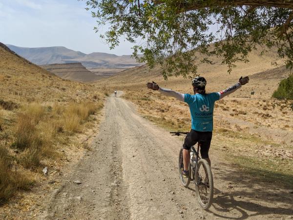 Iran cycling holiday