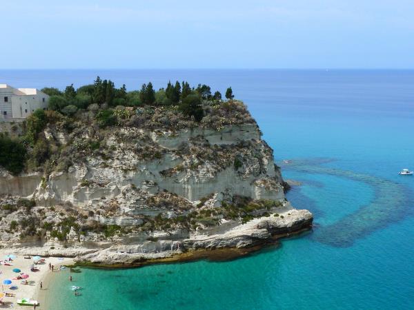 Calabria small group holiday in Italy