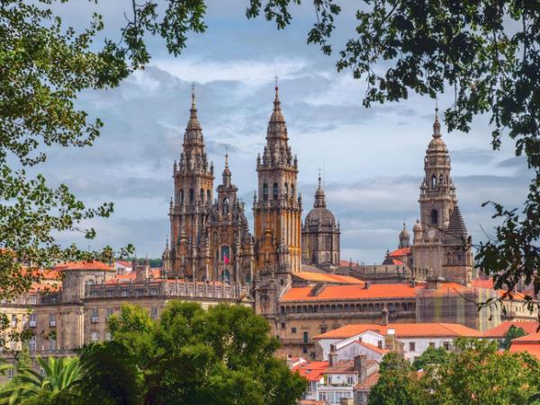 The French Way walking holiday, Sarria - Santiago
