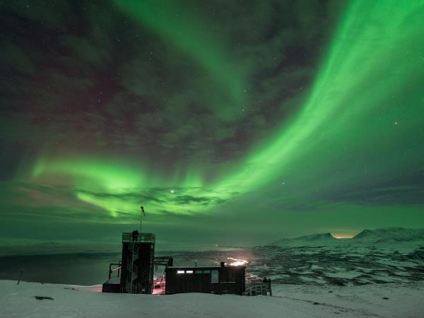 Northern lights holiday in Swedish Lapland