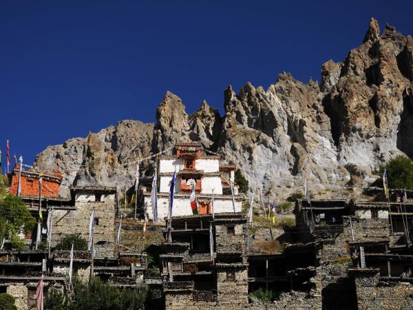 Annapurna circuit trek holiday