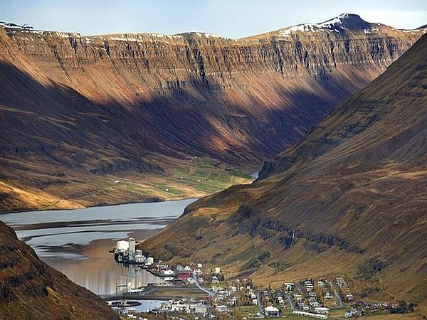 Iceland to Scotland sailing holiday