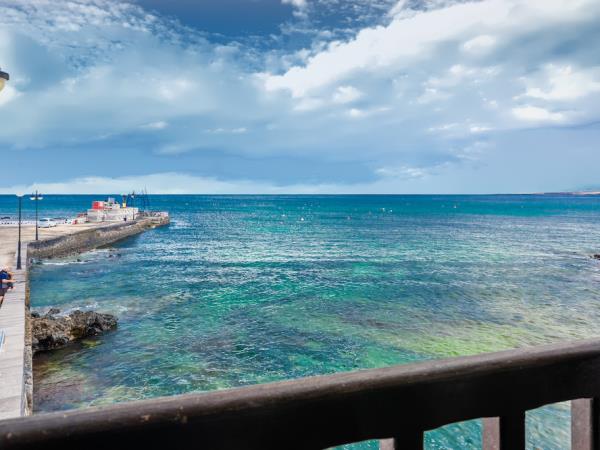Lanzarote villa holiday, Fisherman's Cottage, Canary Islands
