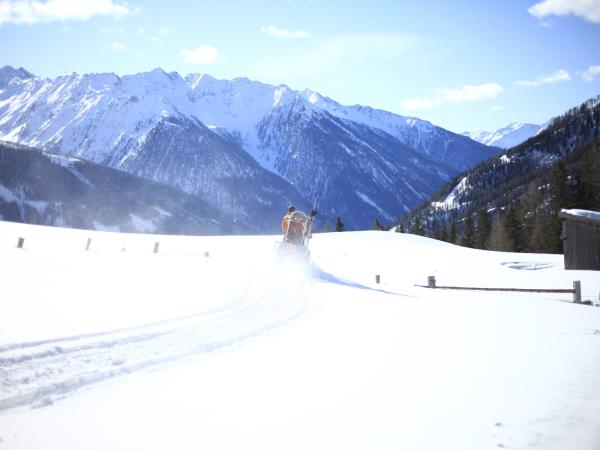 Learn to ski and yoga holiday in Austria