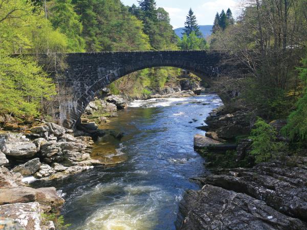 The Great Glen Way walking holiday in Scotland